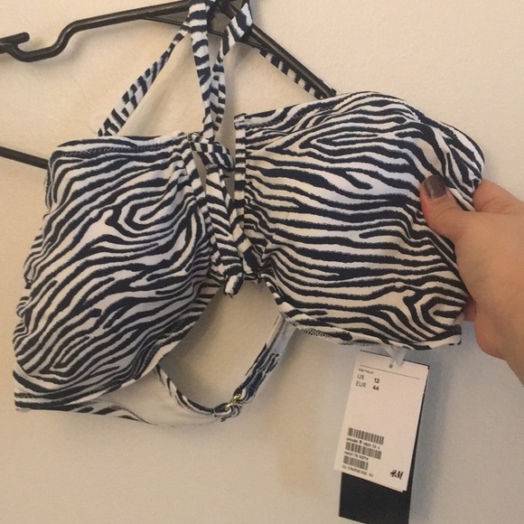 bikini top - Picture 1 of 2